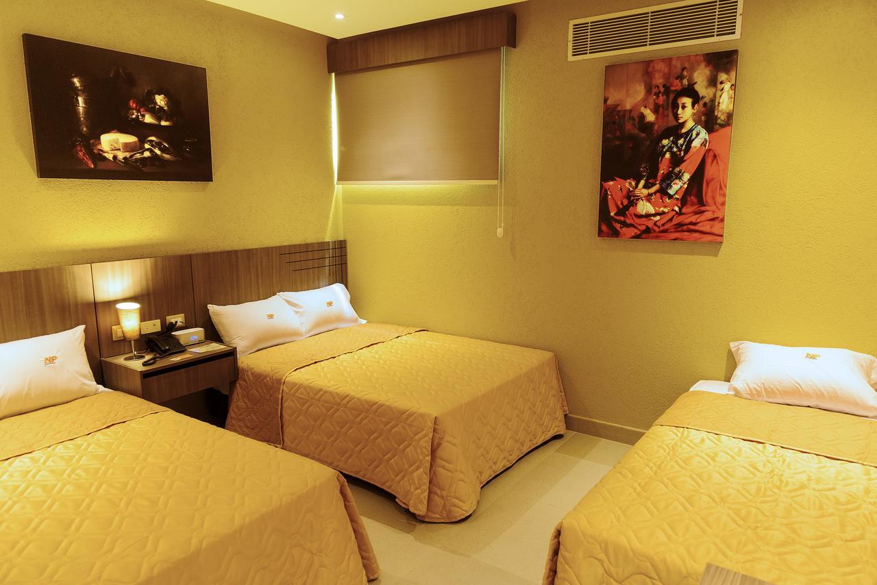 Np Hotel Y Suites Guayaquil Buitenkant foto