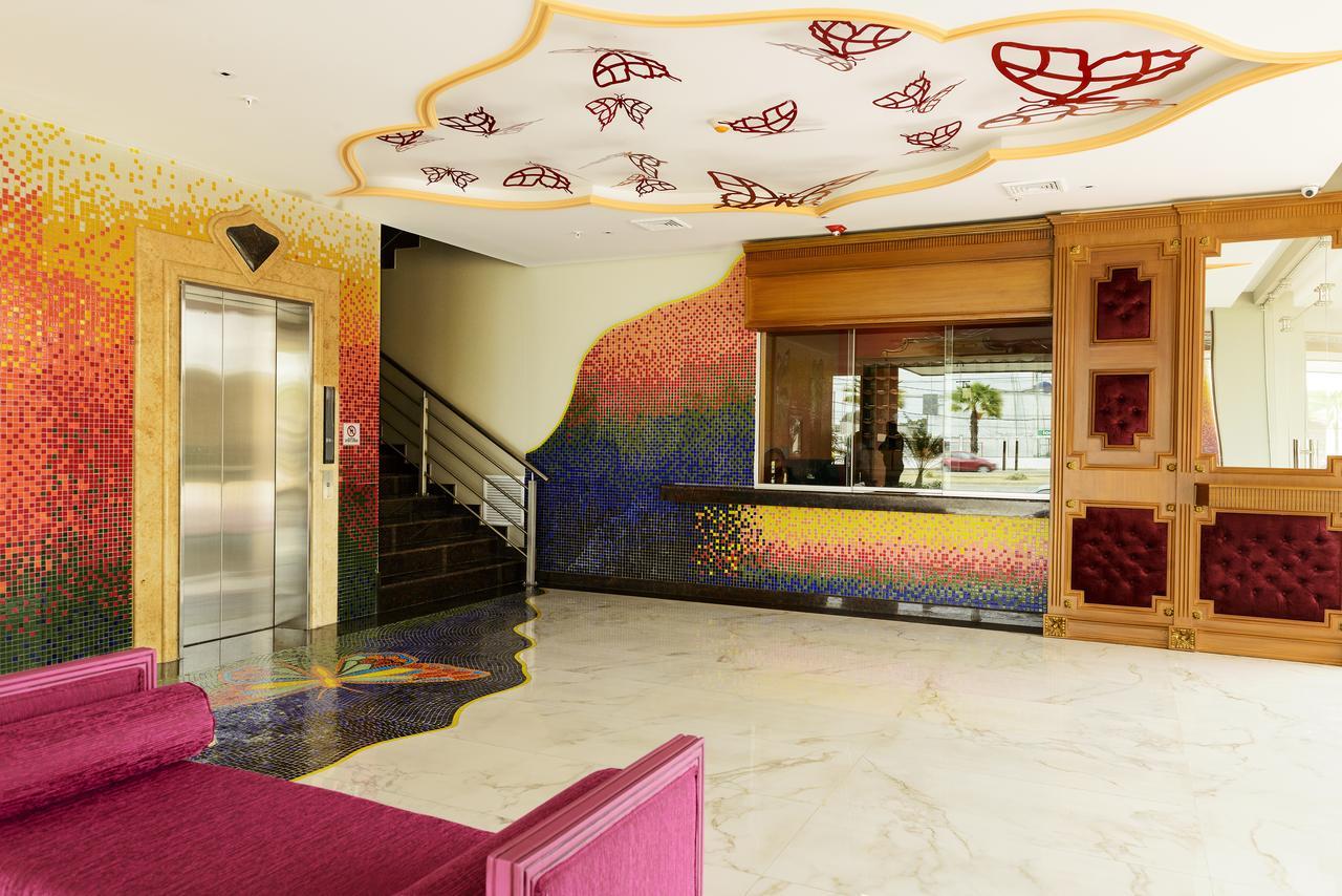 Np Hotel Y Suites Guayaquil Buitenkant foto