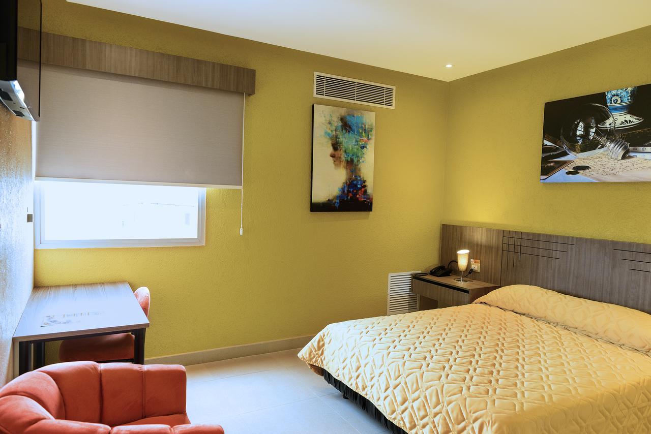 Np Hotel Y Suites Guayaquil Buitenkant foto